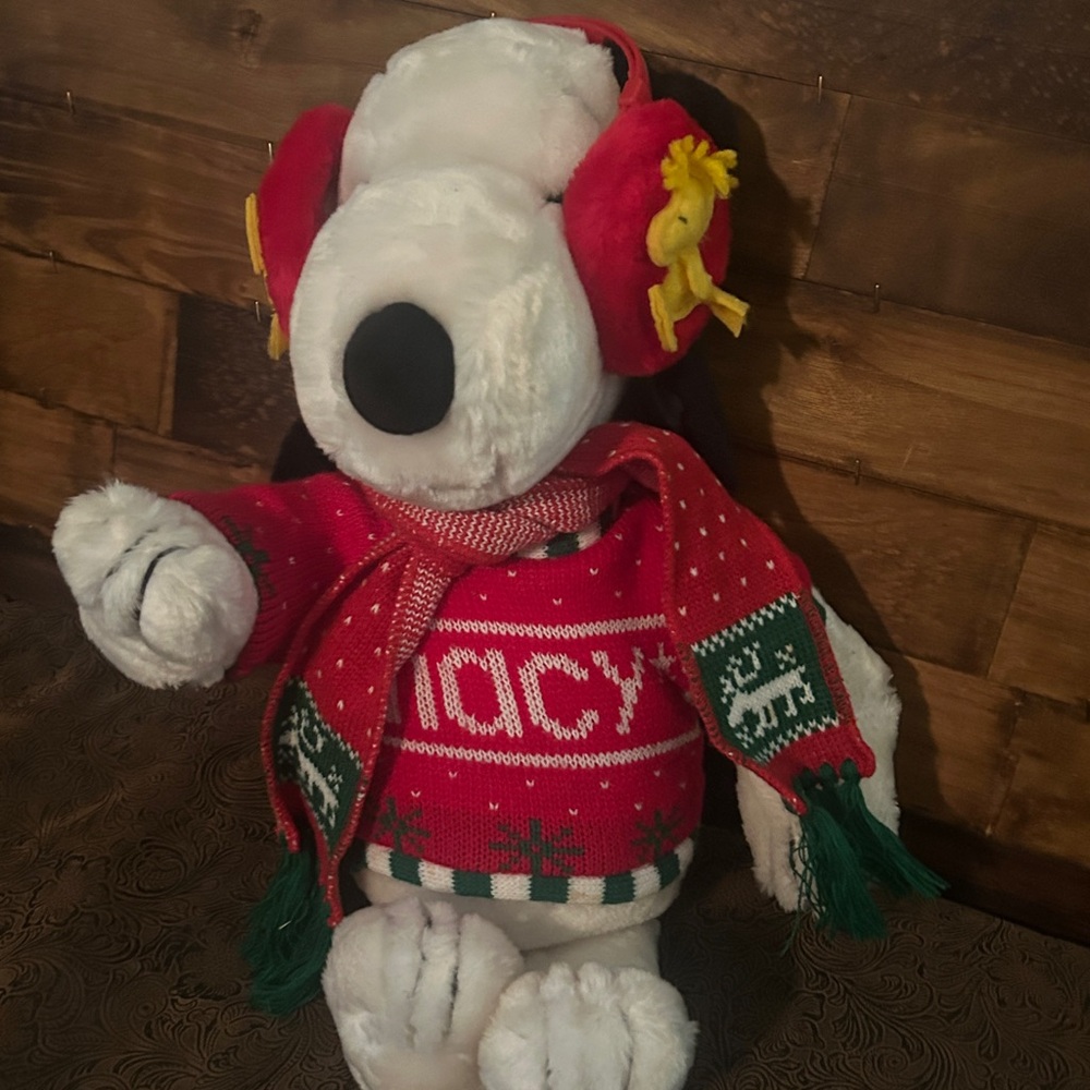 1972 ! Peanuts Macy's Sweater Snoopy dog VTG 20”Woodstock Earmuffs plush Toy
